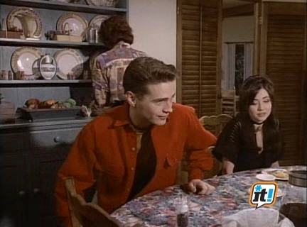 Charmed-Online-dot-NL-BeverlyHills90210-3x23-0524.jpg