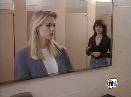 Charmed-Online-dot-NL-BeverlyHills90210-3x23-0717.jpg