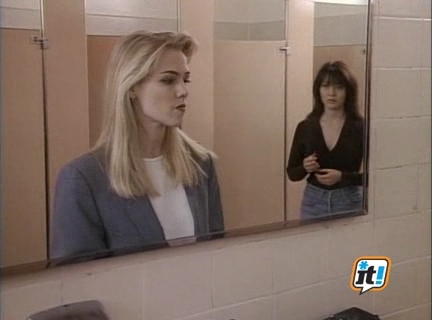 Charmed-Online-dot-NL-BeverlyHills90210-3x23-0719.jpg