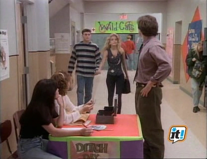 Charmed-Online-dot-NL-BeverlyHills90210-3x26-0158.jpg