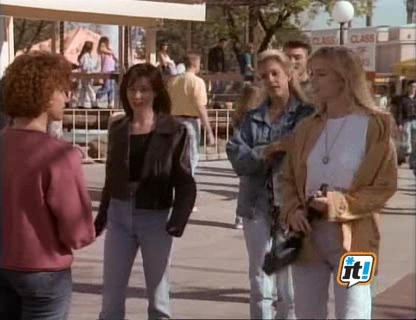 Charmed-Online-dot-NL-BeverlyHills90210-3x26-1033.jpg