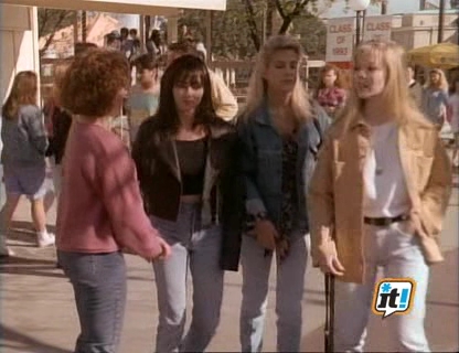 Charmed-Online-dot-NL-BeverlyHills90210-3x26-1090.jpg