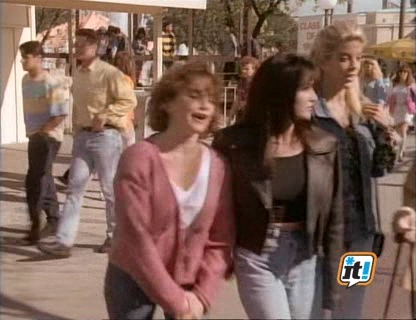 Charmed-Online-dot-NL-BeverlyHills90210-3x26-1091.jpg