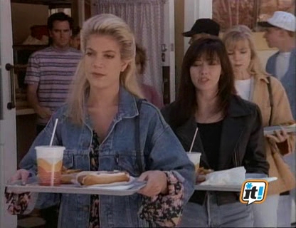 Charmed-Online-dot-NL-BeverlyHills90210-3x26-1316.jpg