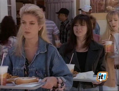 Charmed-Online-dot-NL-BeverlyHills90210-3x26-1317.jpg
