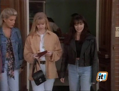 Charmed-Online-dot-NL-BeverlyHills90210-3x26-1348.jpg