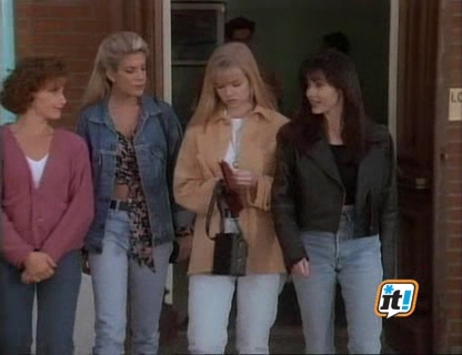 Charmed-Online-dot-NL-BeverlyHills90210-3x26-1349.jpg
