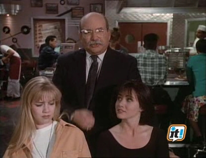 Charmed-Online-dot-NL-BeverlyHills90210-3x26-2427.jpg