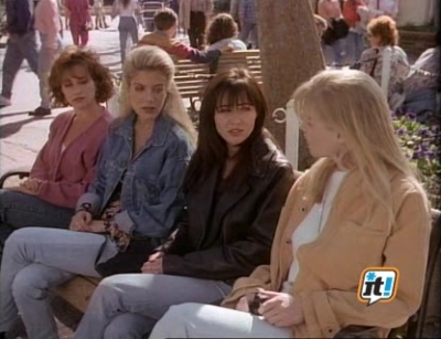 Charmed-Online-dot-NL-BeverlyHills90210-3x26-1463.jpg