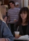Charmed-Online-dot-NL-BeverlyHills90210-3x26-1318.jpg