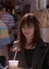 Charmed-Online-dot-NL-BeverlyHills90210-3x26-1319.jpg