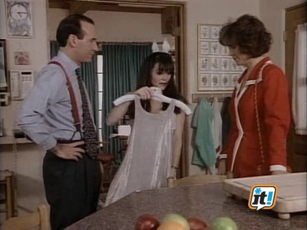 Charmed-Online-dot-NL-BeverlyHills90210-3x27-1112.jpg