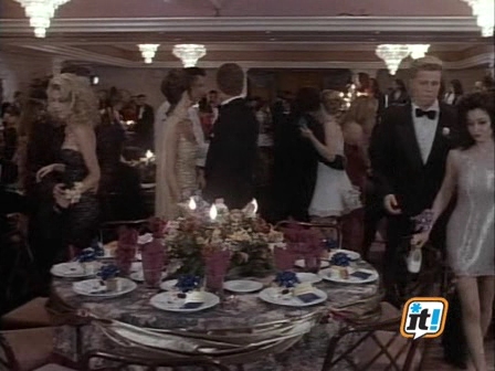 Charmed-Online-dot-NL-BeverlyHills90210-3x27-1705.jpg