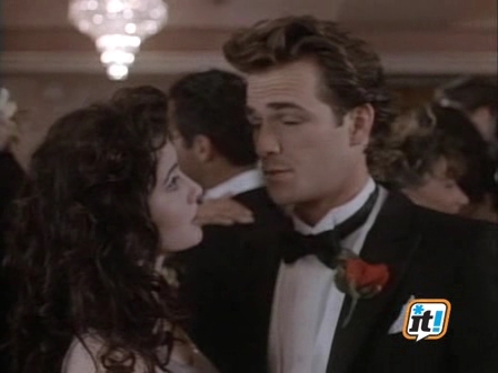 Charmed-Online-dot-NL-BeverlyHills90210-3x27-2070.jpg