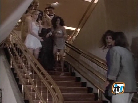 Charmed-Online-dot-NL-BeverlyHills90210-3x27-2425.jpg