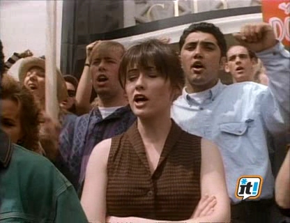 Charmed-Online-dot-NL-BeverlyHills90210-3x28-1948.jpg