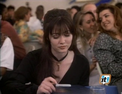 Charmed-Online-dot-NL-BeverlyHills90210-3x29-7745.jpg