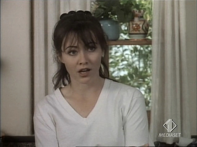 Charmed-Online-dot-NL-BeverlyHills90210-4x03-0379.jpg