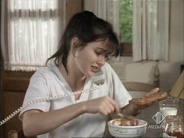 Charmed-Online-dot-NL-BeverlyHills90210-4x03-0544.jpg