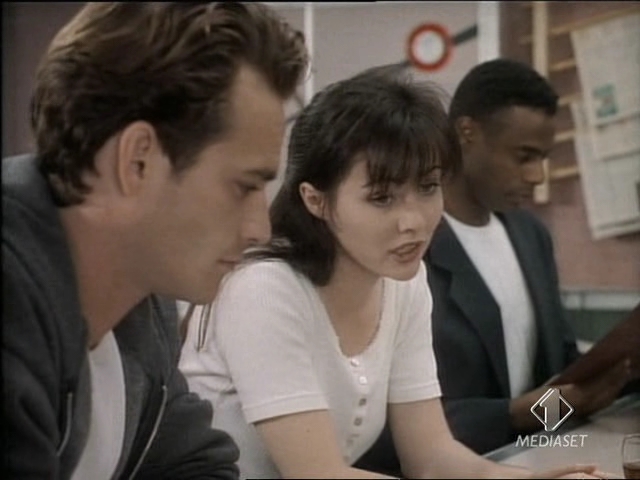 Charmed-Online-dot-NL-BeverlyHills90210-4x03-0986.jpg