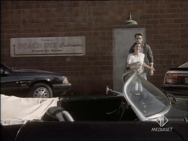 Charmed-Online-dot-NL-BeverlyHills90210-4x03-1013.jpg