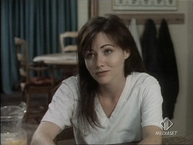 Charmed-Online-dot-NL-BeverlyHills90210-4x03-2156.jpg