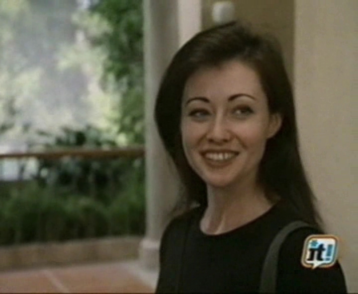 Charmed-Online-dot-NL-BeverlyHills90210-4x05-0498.jpg
