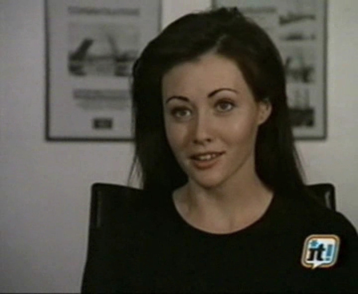 Charmed-Online-dot-NL-BeverlyHills90210-4x05-0503.jpg