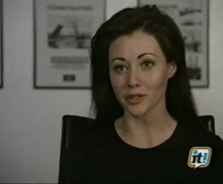 Charmed-Online-dot-NL-BeverlyHills90210-4x05-0506.jpg
