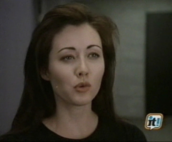 Charmed-Online-dot-NL-BeverlyHills90210-4x05-0547.jpg