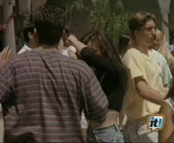 Charmed-Online-dot-NL-BeverlyHills90210-4x05-1097.jpg