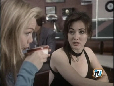 Charmed-Online-dot-NL-BeverlyHills90210-4x07-0051.jpg