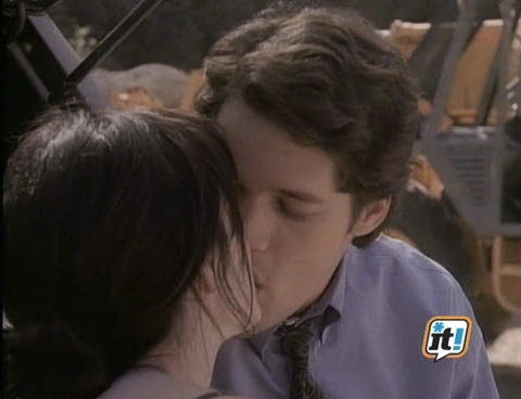 Charmed-Online-dot-NL-BeverlyHills90210-4x09-0674.jpg