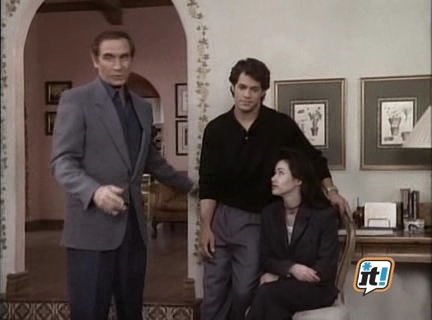 Charmed-Online-dot-NL-BeverlyHills90210-4x10-0614.jpg