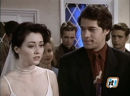 Charmed-Online-dot-NL-BeverlyHills90210-4x10-2000.jpg