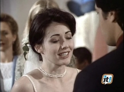 Charmed-Online-dot-NL-BeverlyHills90210-4x10-2227.jpg