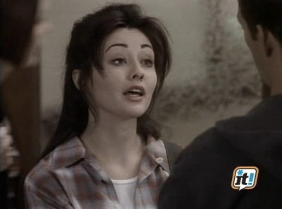 Charmed-Online-dot-NL-BeverlyHills90210-4x11-1724.jpg