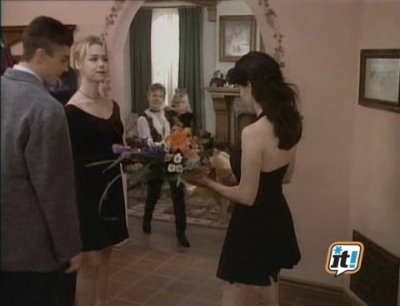 Charmed-Online-dot-NL-BeverlyHills90210-4x12-1965.jpg