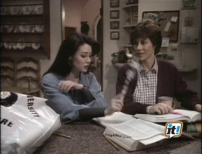 Charmed-Online-dot-NL-BeverlyHills90201-4x181776.jpg