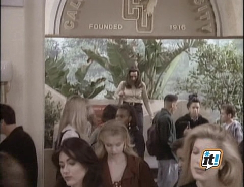 Charmed-Online-dot-NL-BeverlyHills90201-4x210192.jpg