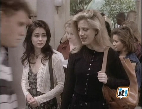 Charmed-Online-dot-NL-BeverlyHills90201-4x210196.jpg