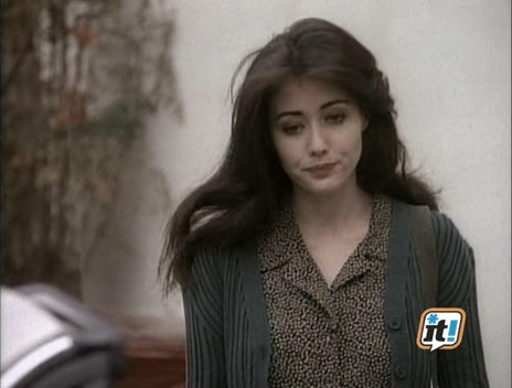 Charmed-Online-dot-NL-BeverlyHills90201-4x220496.jpg