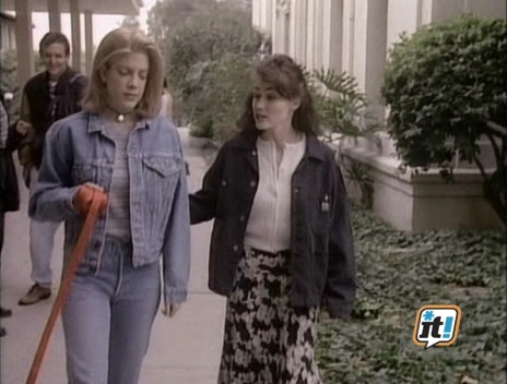 Charmed-Online-dot-NL-BeverlyHills90201-4x222130.jpg