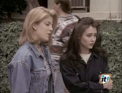 Charmed-Online-dot-NL-BeverlyHills90201-4x222216.jpg
