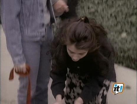 Charmed-Online-dot-NL-BeverlyHills90201-4x222224.jpg