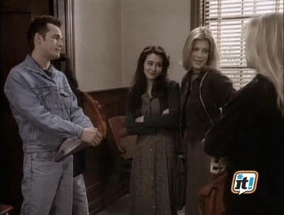 Charmed-Online-dot-NL-BeverlyHills90201-4x220330.jpg