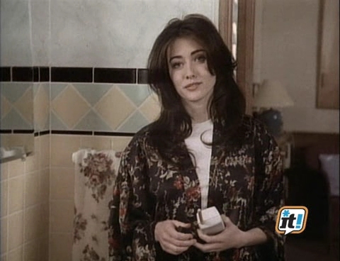 Charmed-Online-dot-NL-BeverlyHills90201-4x231379.jpg