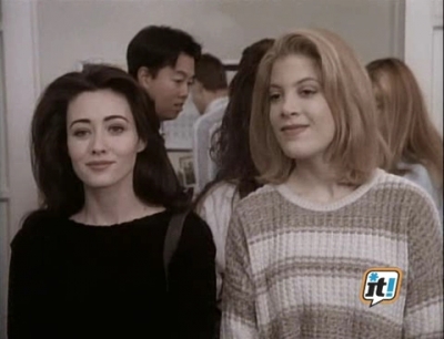 Charmed-Online-dot-NL-BeverlyHills90201-4x230499.jpg