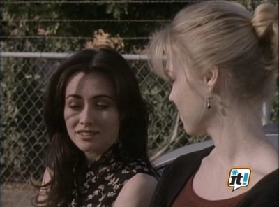 Charmed-Online-dot-NL-BeverlyHills90201-4x242221.jpg