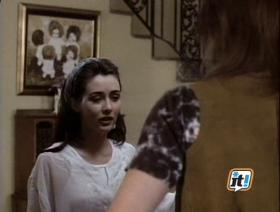 Charmed-Online-dot-NL-BeverlyHills90201-4x25-2090.jpg